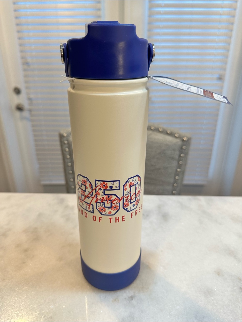 Hydraflow 1776 America 250th Anniversary Cream Blue Stainless Steel 25oz Tumbler